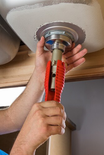 RIDGID 57003, EZ Change Faucet and